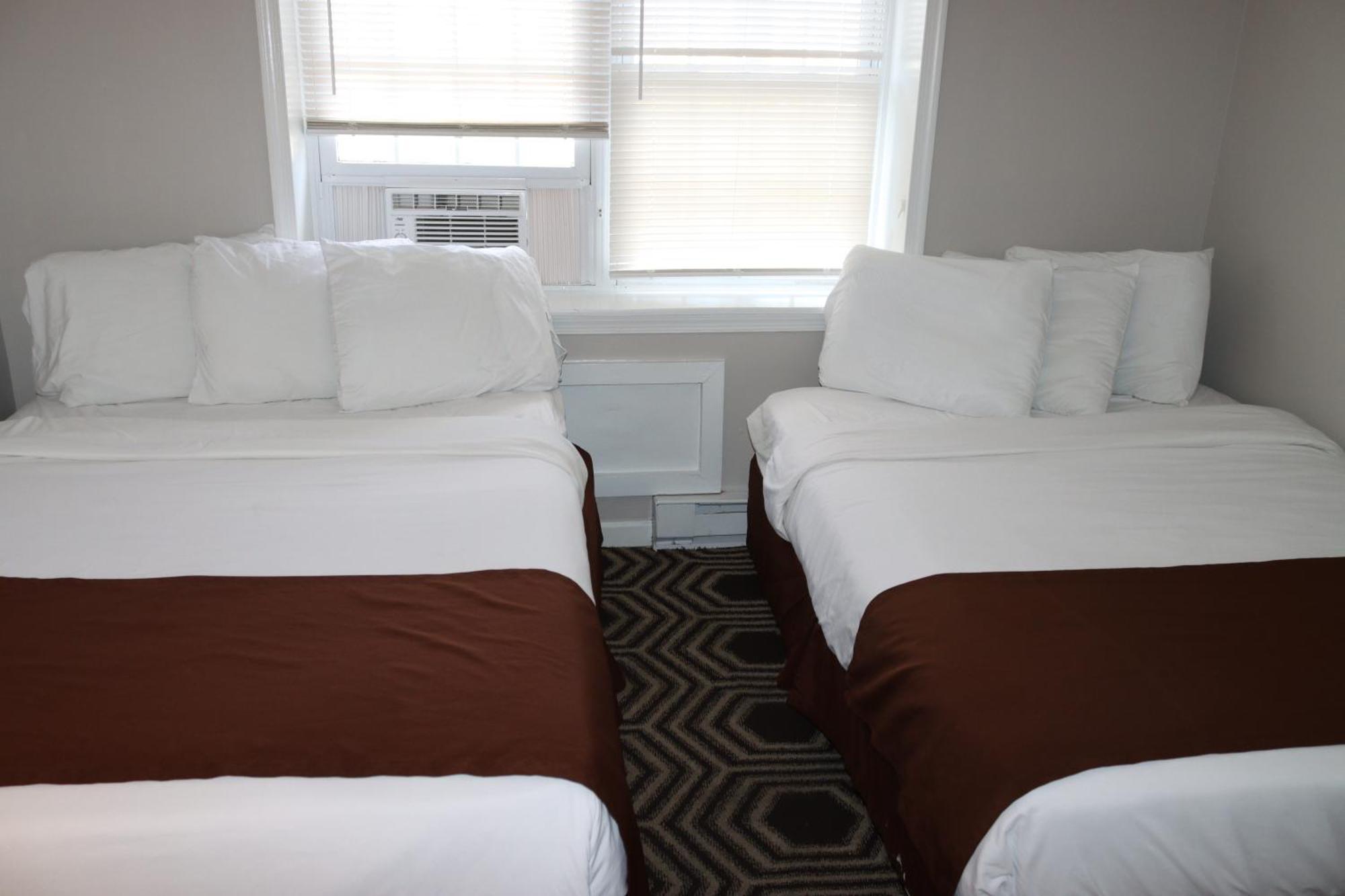 The Burgundy Inn Hotel And Apartments Ocean City Exterior photo