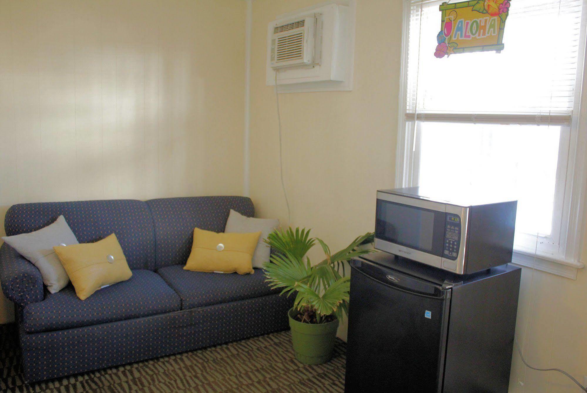 The Burgundy Inn Hotel And Apartments Ocean City Exterior photo